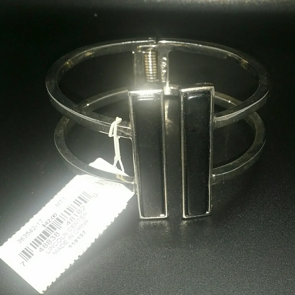 Beautiful Black Onyx Silver Plated Cuff Bracelet with Spring Closure